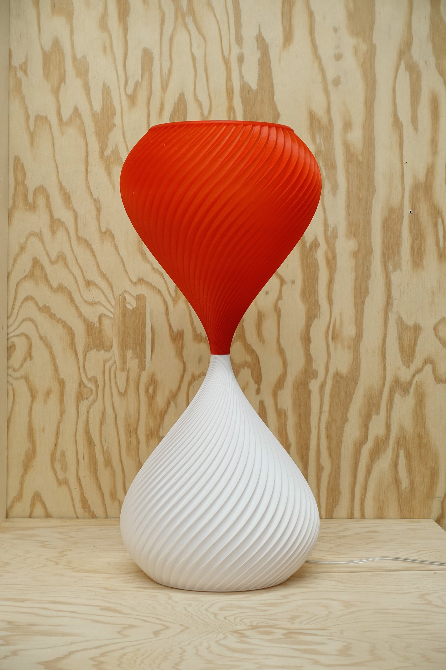 S2_43 Red Transparent & White