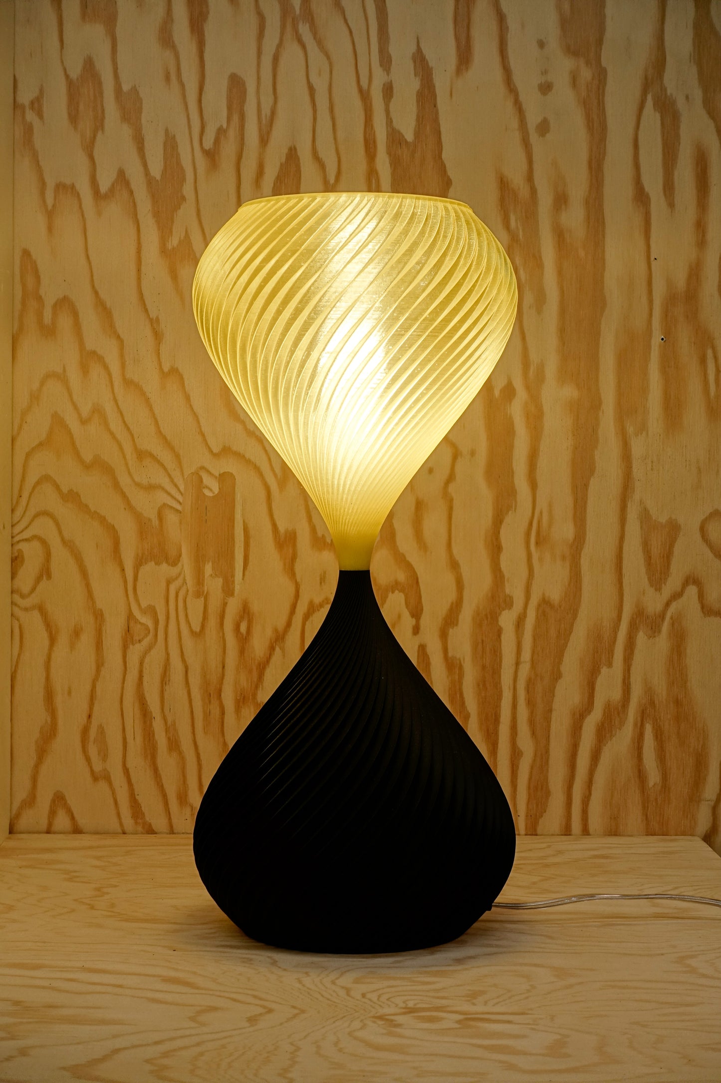 S.01 _  Black & Yellow translucide