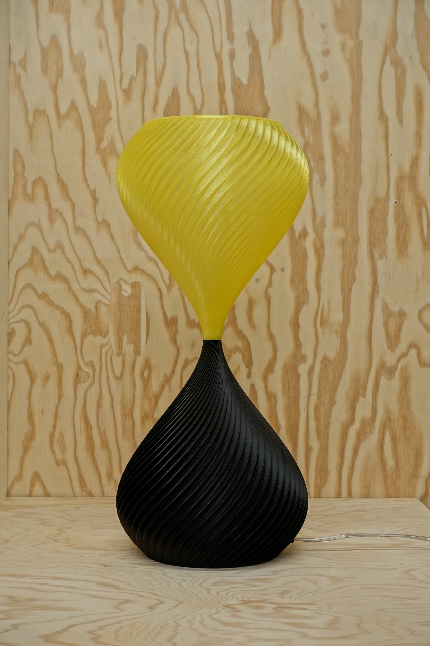 S.01 _  Black & Yellow translucide